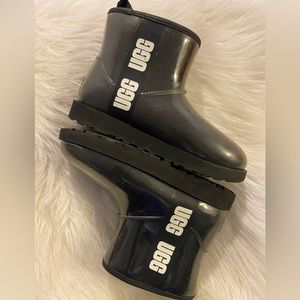 UGG Classic Clear Women's Black Waterproof Size 8 boot.